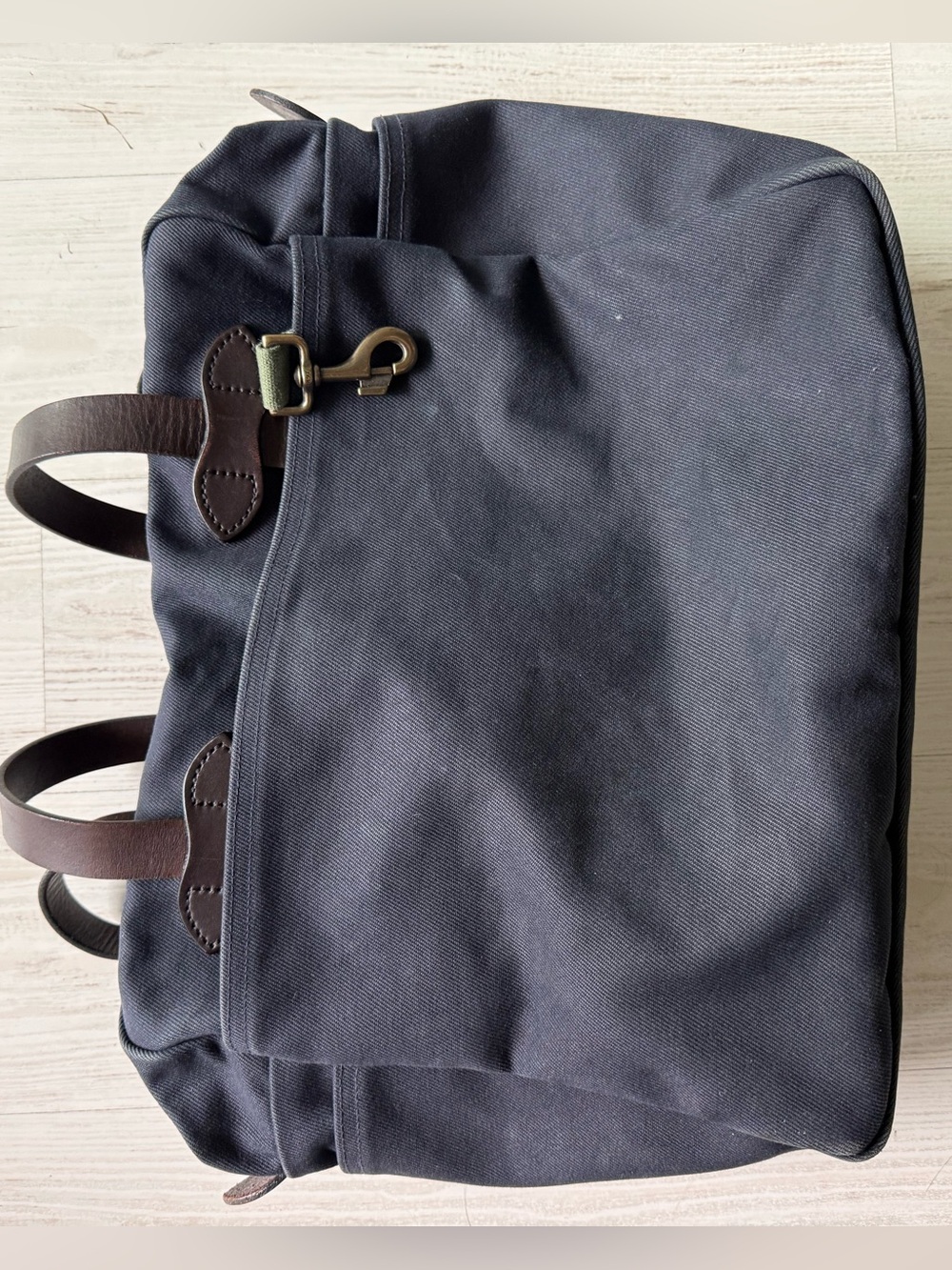 Filson Rugged Twill Zipper Tote Laptop Gym Bag Navy Made in USA Unisex Key Clip - Picture 14 of 16